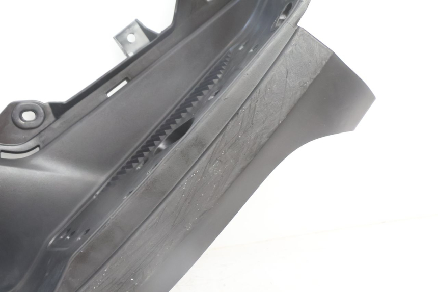 photo de MARCHE PIED DROIT YAMAHA N-MAX NMAX 125 (2021 - 2024) - Autre angle de vue