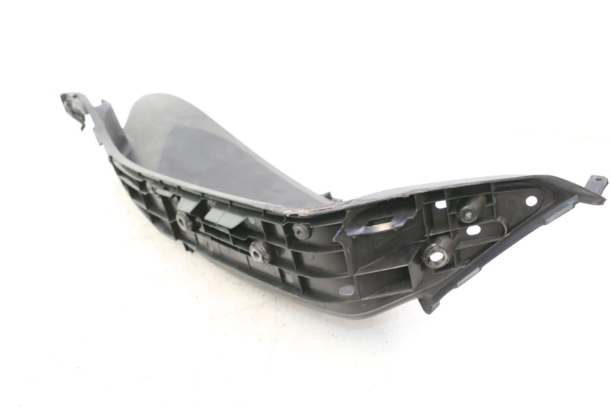 photo de MARCHE PIED DROIT HONDA PCX (JF28) 125 (2009 - 2011) - État de surface