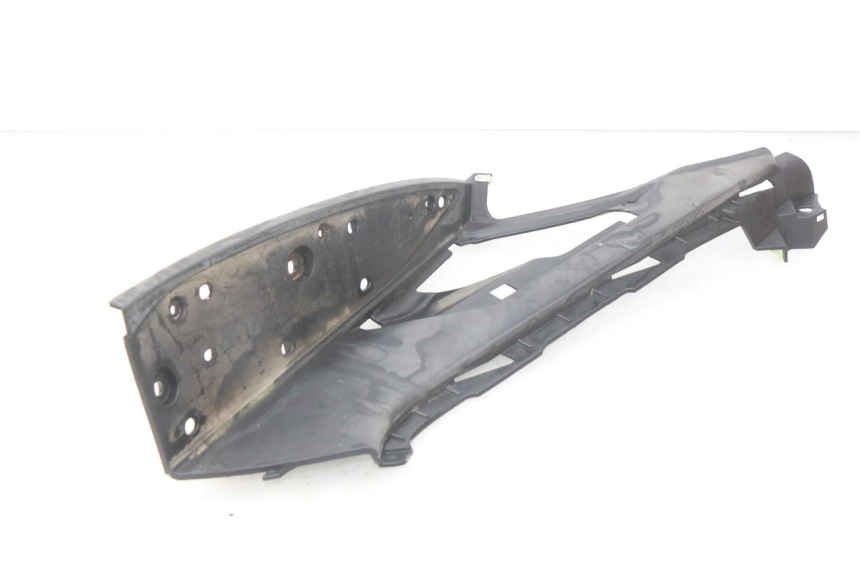 photo de MARCHE PIED DROIT PEUGEOT GEOPOLIS 400 (2007 - 2013)