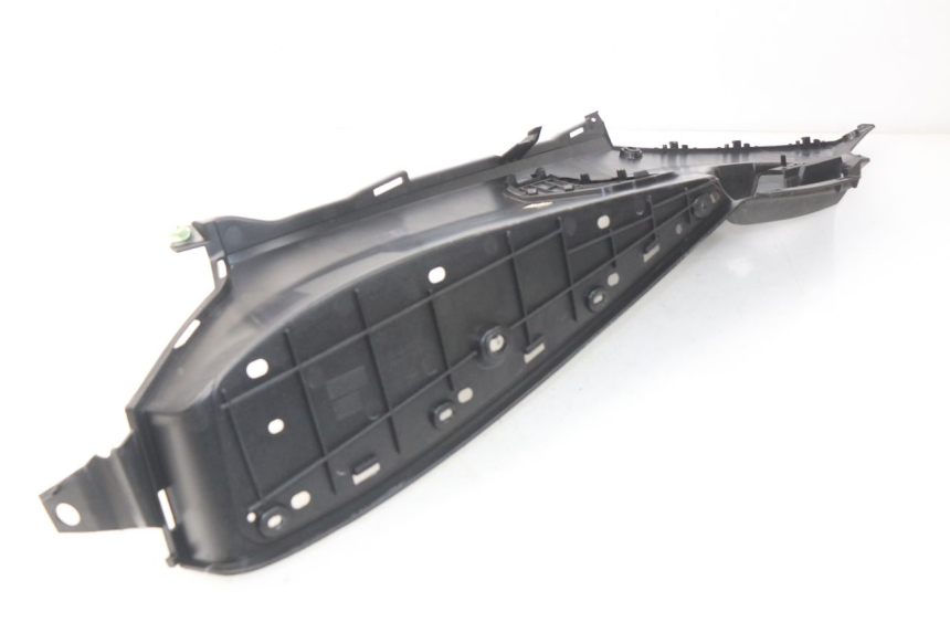 photo de MARCHE PIED DROIT PEUGEOT SATELIS 300 (2012 - 2015)