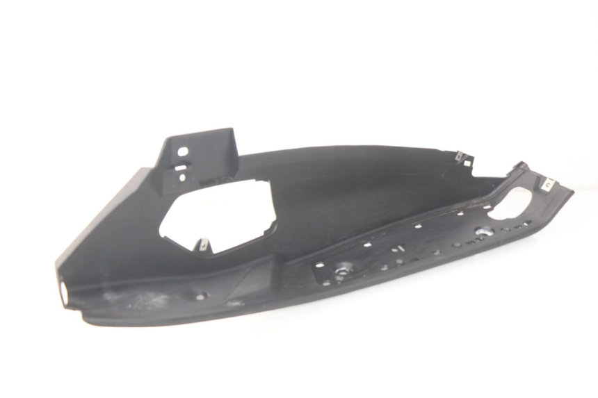photo de MARCHE PIED DROIT PIAGGIO MP3 HPE 500 (2019 - 2022)