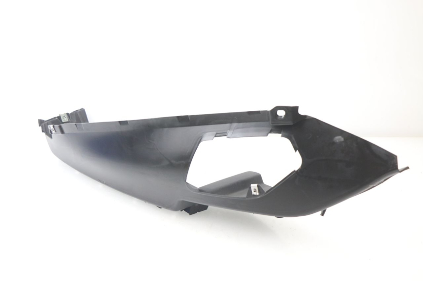 photo de MARCHE PIED DROIT PIAGGIO MP3 LT 300 (2010 - 2016)