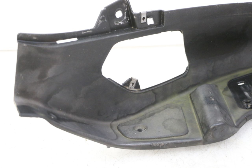photo de MARCHE PIED DROIT PIAGGIO X8 125 (2004 - 2007)