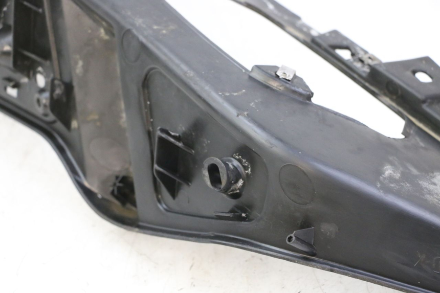 photo de MARCHE PIED DROIT PIAGGIO X8 125 (2004 - 2007)