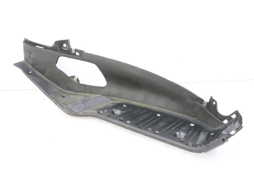 photo de MARCHE PIED DROIT PIAGGIO X8 125 (2004 - 2007)