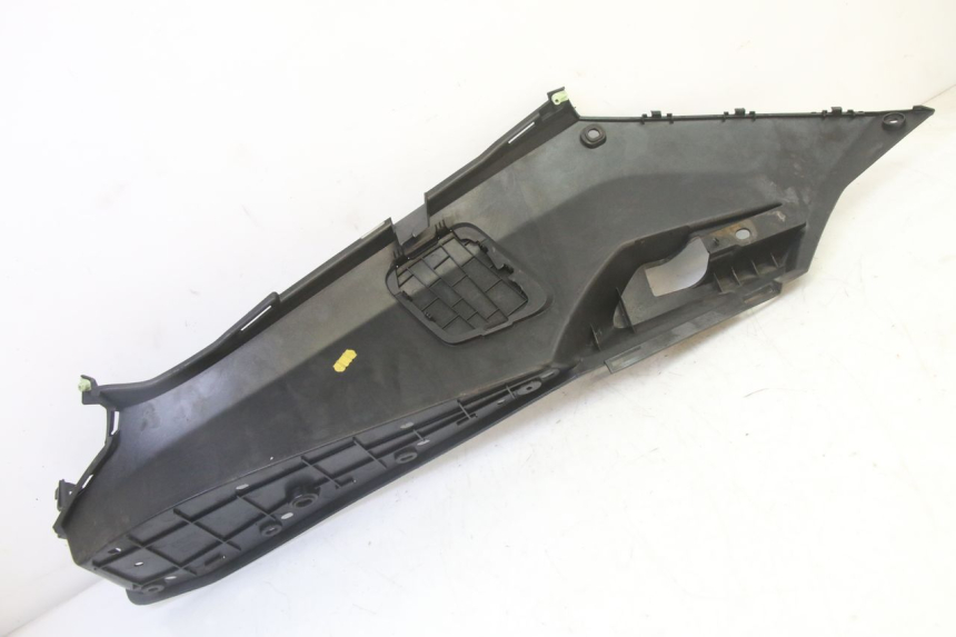 photo de MARCHE PIED DROIT PEUGEOT SATELIS 125 (2013 - 2018)