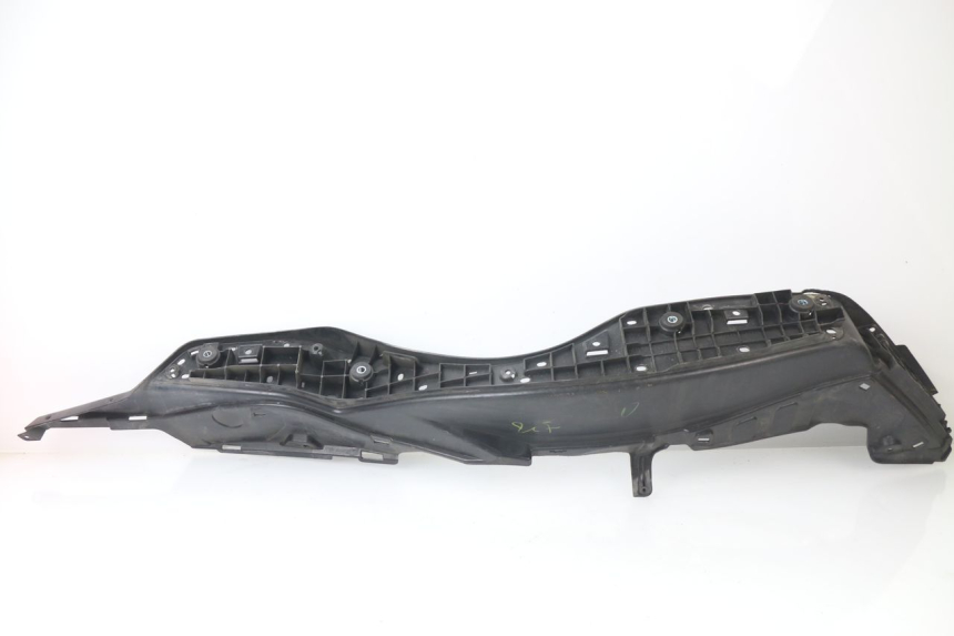 photo de MARCHE PIED DROIT SUZUKI AN BURGMAN 400 (2006 - 2010)