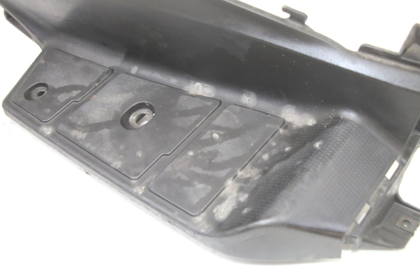 photo de MARCHE PIED DROIT SUZUKI BURGMAN 125 (2015 - 2017)
