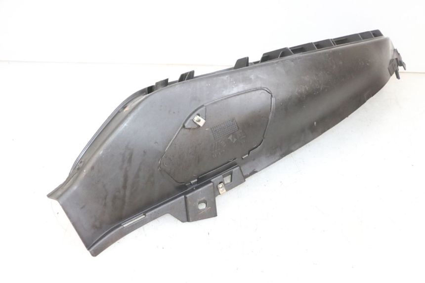 photo de MARCHE PIED DROIT PIAGGIO X8 125 (2004 - 2007) - Détail de la pièce