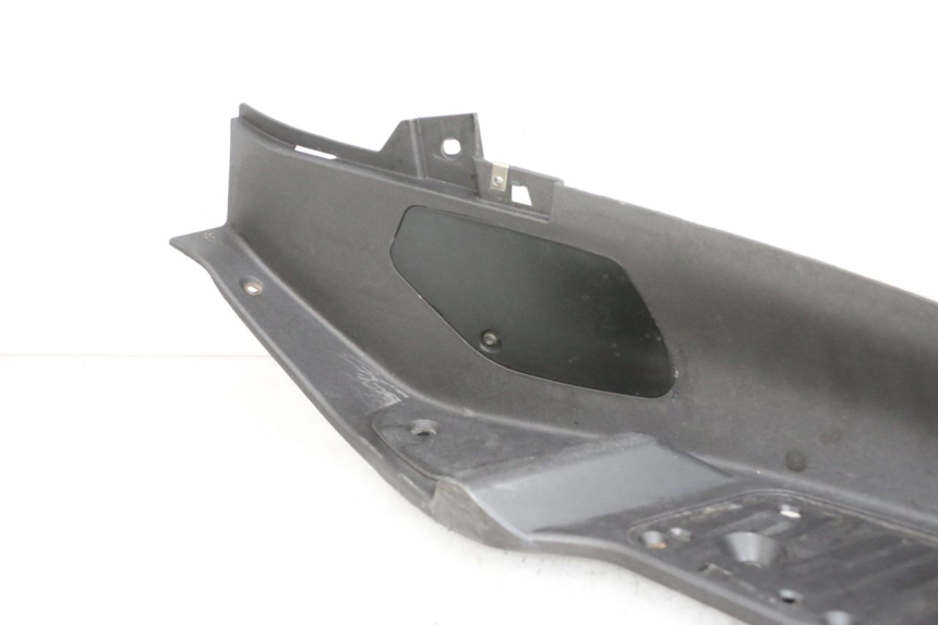 photo de MARCHE PIED DROIT PIAGGIO X8 125 (2004 - 2007) - État de surface