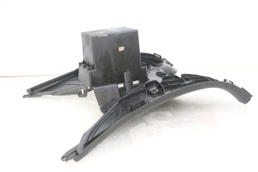 photo de MARCHE PIED PEUGEOT ELYSTAR 125 (2002 - 2007)