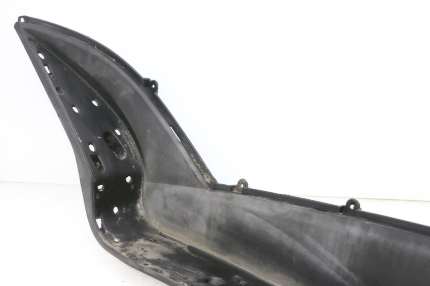 photo de MARCHE PIED GAUCHE JM MOTORS GTS 125 (2015 - 2019) - Marquages et références