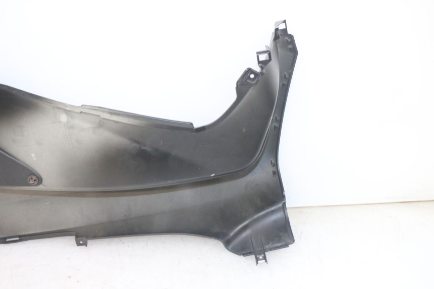 photo de MARCHE PIED GAUCHE PIAGGIO MP3 HPE 300 (2019 - 2026) - Zoom état d’usage