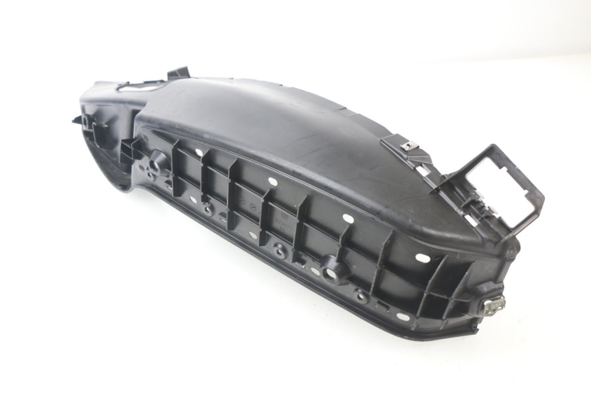 photo de MARCHE PIED GAUCHE PIAGGIO MP3 LT 300 (2010 - 2016) - Détail de la pièce