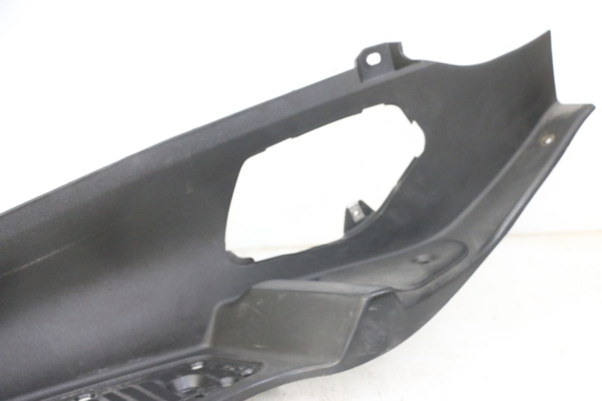 photo de MARCHE PIED GAUCHE PIAGGIO MP3 LT 300 (2010 - 2016)