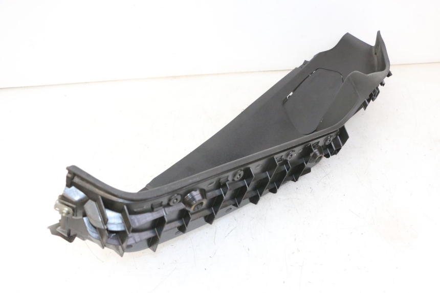photo de MARCHE PIED GAUCHE PIAGGIO MP3 500 (2011 - 2015)