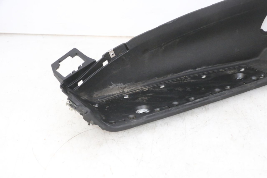 photo de MARCHE PIED GAUCHE PIAGGIO MP3 500 (2016 - 2018) - Vue produit