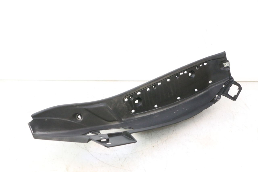photo de MARCHE PIED GAUCHE PIAGGIO MP3 500 (2016 - 2018) - Vue d’ensemble