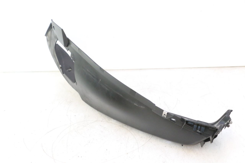 photo de MARCHE PIED GAUCHE PIAGGIO MP3 500 (2016 - 2018) - État de surface