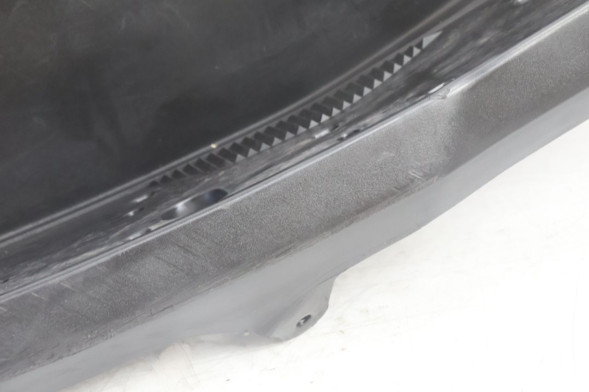 photo de MARCHE PIED GAUCHE YAMAHA N-MAX NMAX 125 (2021 - 2024) - Autre angle de vue