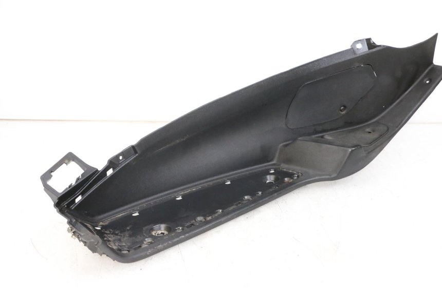 photo de MARCHE PIED GAUCHE PIAGGIO MP3 500 (2011 - 2015)