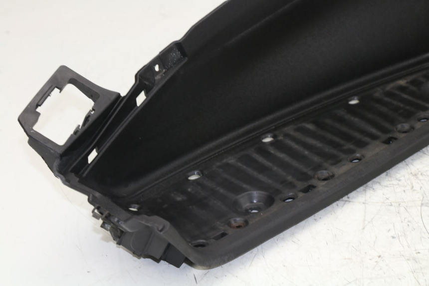 photo de MARCHE PIED GAUCHE PIAGGIO MP3 LT 400 (2007 - 2012)