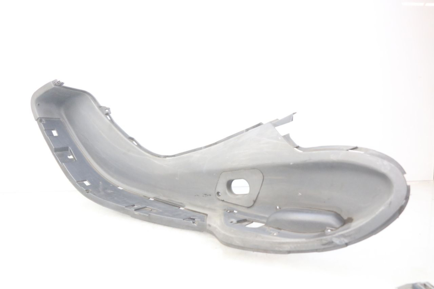 photo de MARCHE PIED GAUCHE PIAGGIO X9 EVOLUTION 500 (2003 - 2005)