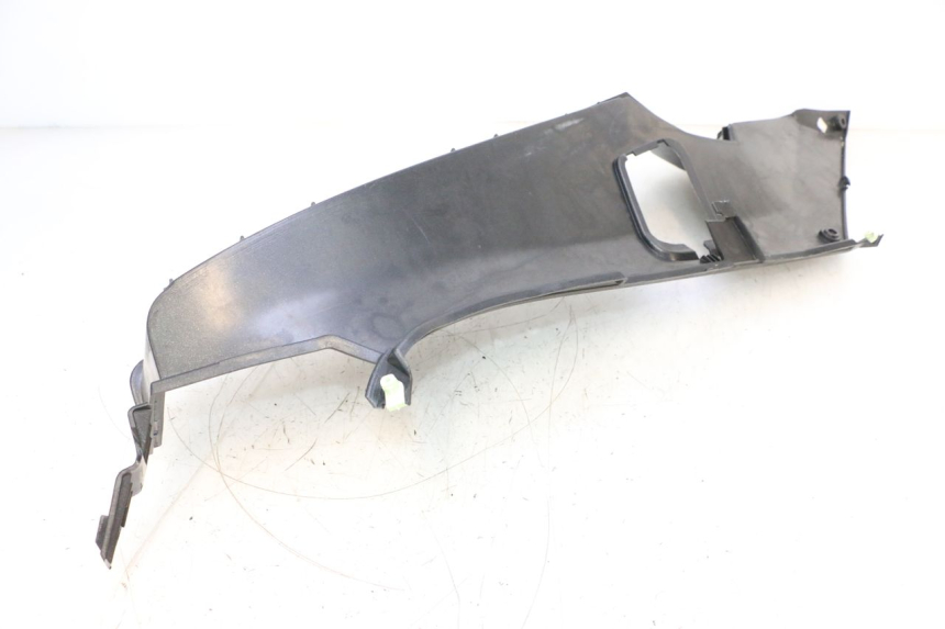 photo de MARCHE PIED GAUCHE PEUGEOT SATELIS COMPRESSOR K15 125 (2006 - 2009) - Autre angle de vue