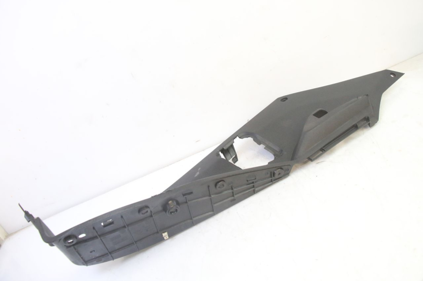 photo de MARCHE PIED GAUCHE PEUGEOT SATELIS 125 (2013 - 2018)