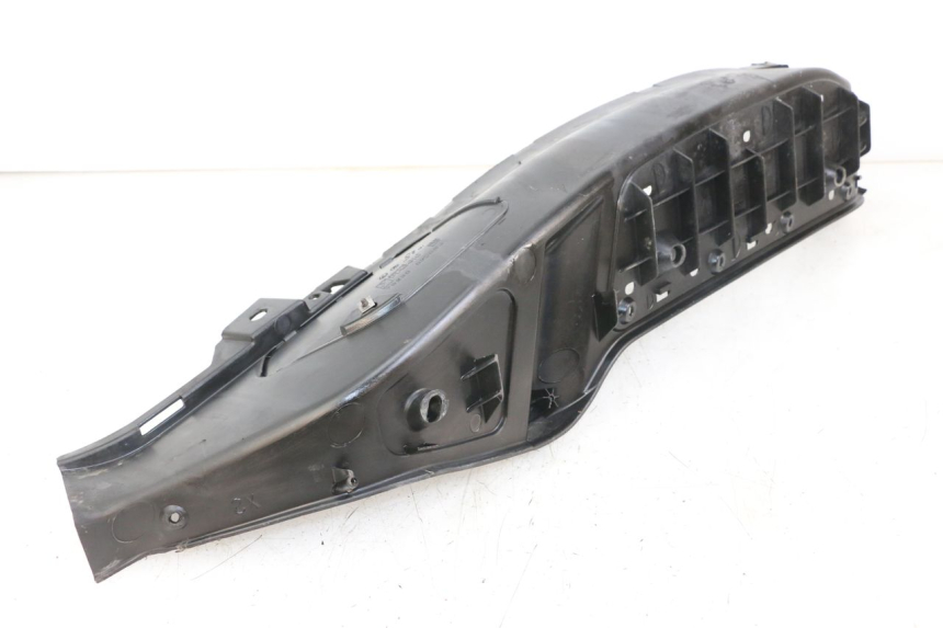 photo de MARCHE PIED GAUCHE PIAGGIO XEVO - X EVO 125 (2007 - 2016) - Zoom état d’usage