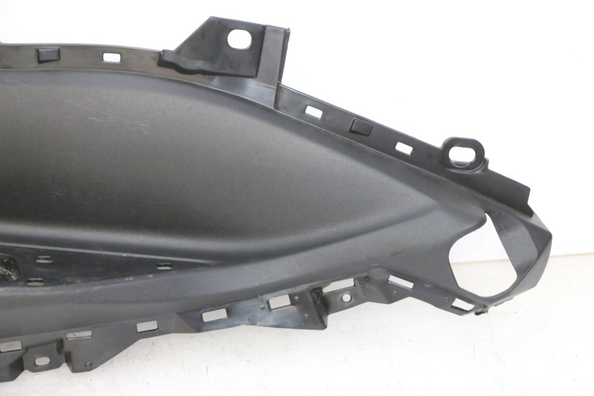 photo de MARCHE PIED GAUCHE YAMAHA XMAX X-MAX 125 (2021 - 2025)