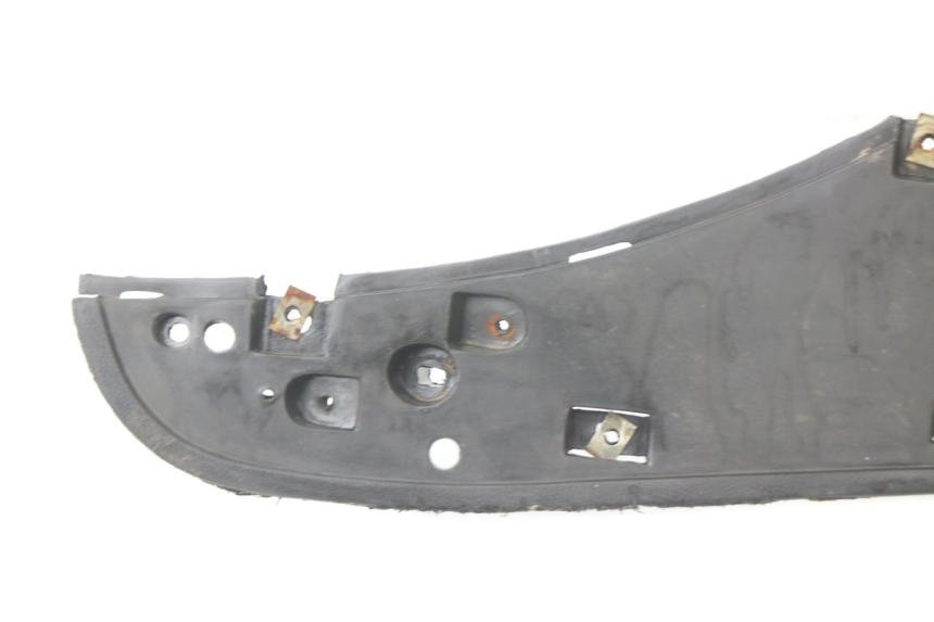 photo de MARCHE PIED KINROAD XT T-8 125 (2006 - 2006)