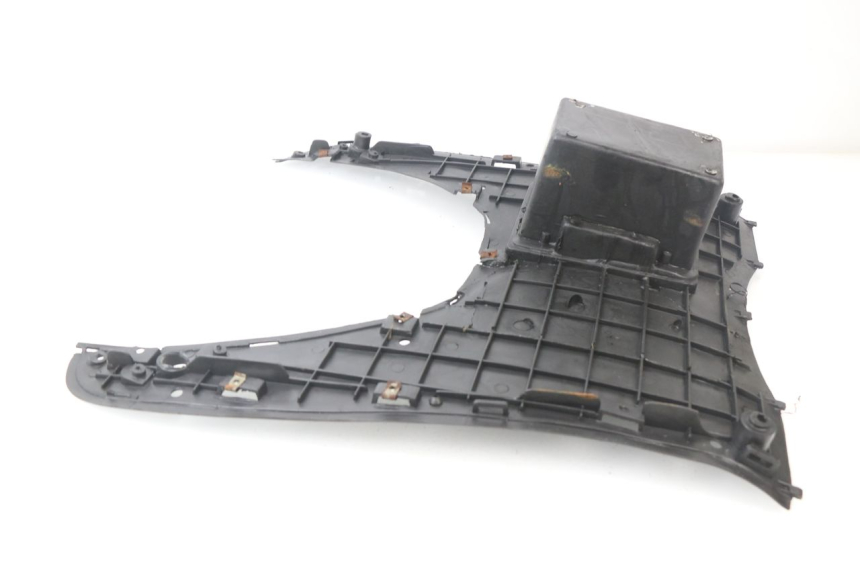 photo de MARCHE PIED KINROAD XT T-8 125 (2006 - 2006)