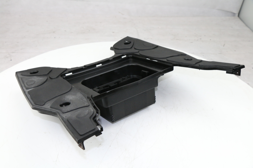 photo de MARCHE PIED KYMCO PEOPLE S 125 (2000 - 2008)