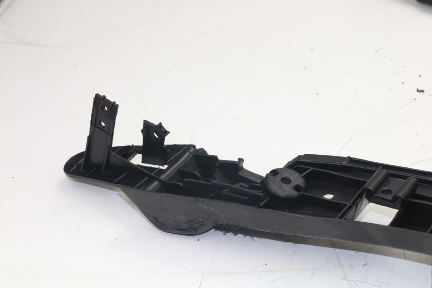 photo de MARCHE PIED MBK FLAME 125 (2000 - 2004)