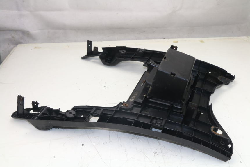 photo de MARCHE PIED MBK FLAME 125 (2000 - 2004)