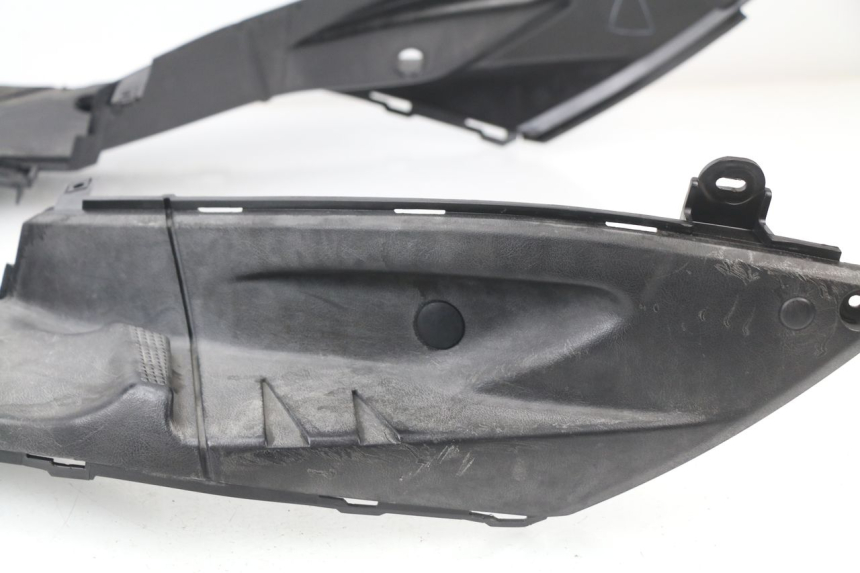 photo de MARCHE PIED MBK FLAME X 125 (2004 - 2007)