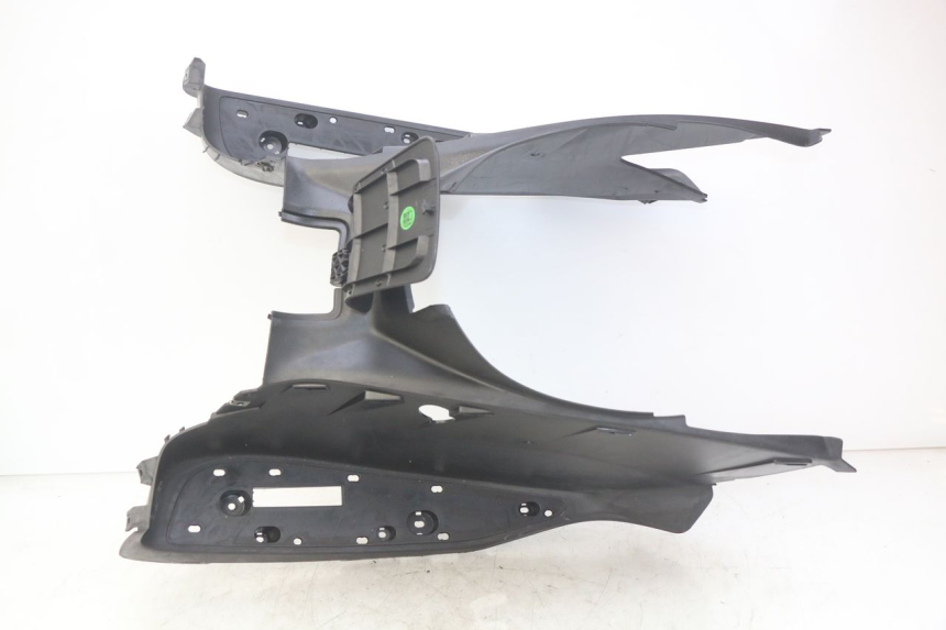 photo de MARCHE PIED MBK SKYCRUISER 125 (2010 - 2013)
