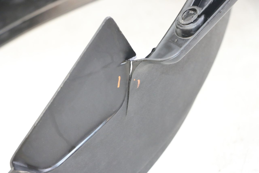photo de MARCHE PIED PEUGEOT TKR TREKKER FURIOUS 50 (2005 - 2014) - Vue d’ensemble