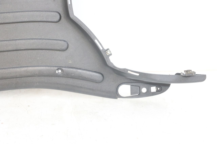 photo de MARCHE PIED PIAGGIO LIBERTY 125 (2009 - 2013)