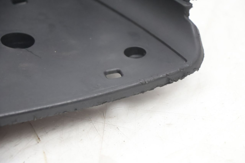 photo de MARCHE PIED RAZZO QTR 50 (2011 - 2018) - Gros plan technique