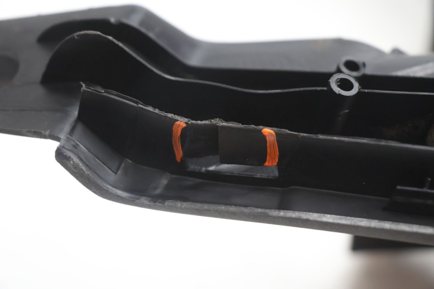 photo de MARCHE PIED PEUGEOT SPEEDFIGHT 2 AC 50 (2000 - 2009) - Inspection visuelle