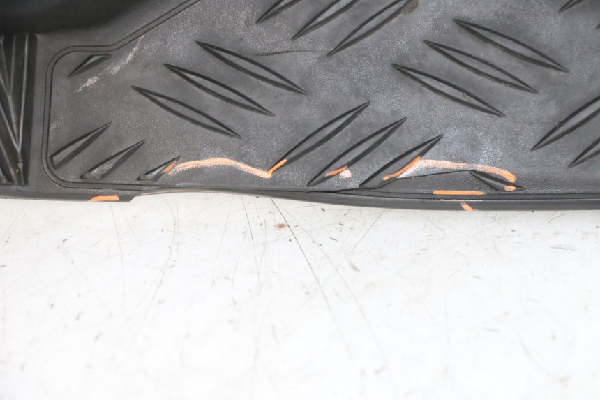 photo de MARCHE PIED PEUGEOT SPEEDFIGHT 4 4T EFI 50 (2021 - 2025) - Aperçu profil