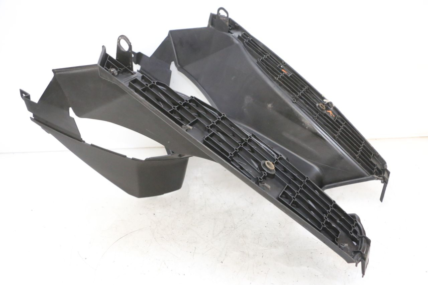 photo de MARCHE PIED PEUGEOT SPEEDFIGHT 4 4T EFI 50 (2021 - 2025) - Gros plan technique