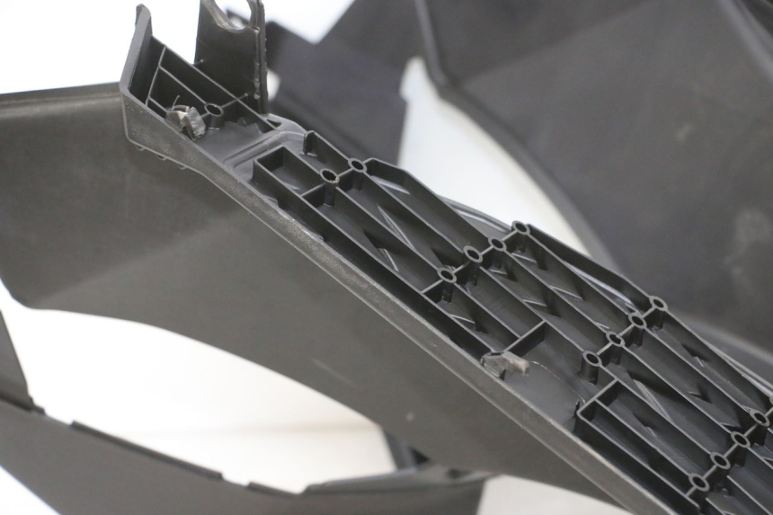 photo de MARCHE PIED PEUGEOT SPEEDFIGHT 4 4T EFI 50 (2021 - 2025) - Points de fixation