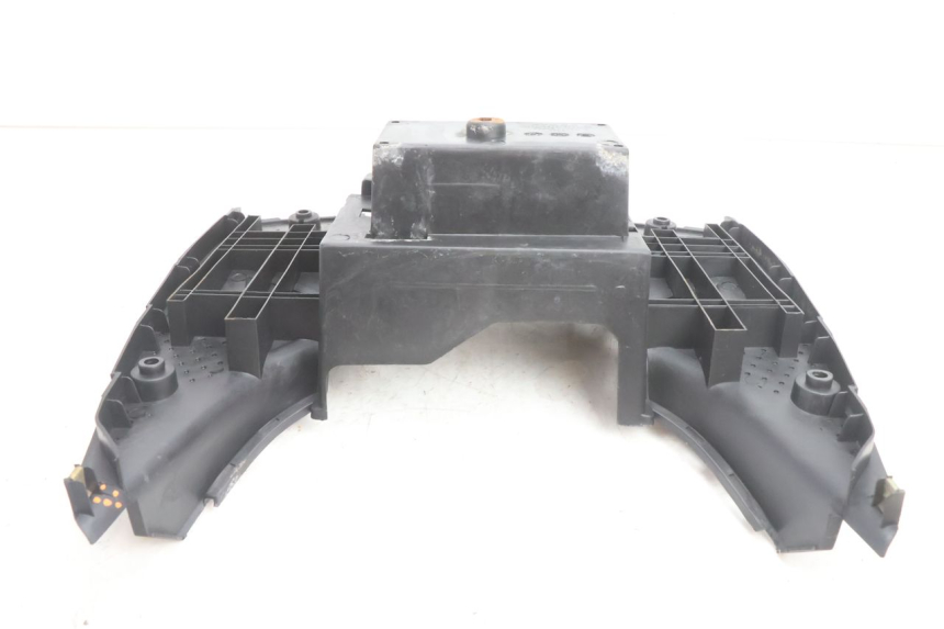 photo de MARCHE PIED KYMCO SUPER 8 2T 50 (2007 - 2013) - État de surface