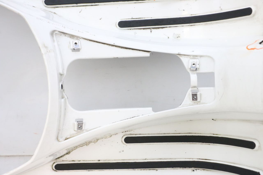 photo de MARCHE PIED PIAGGIO VESPA GTS SUPER IE 125 (2009 - 2016) - Pièce contrôlée