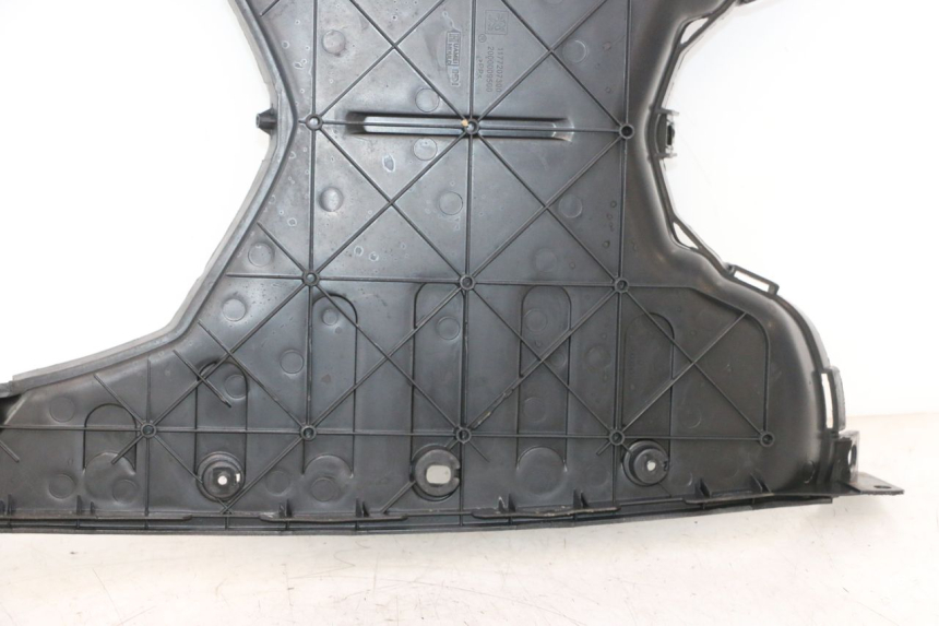 photo de MARCHE PIED PEUGEOT VIVACITY NEW 2T 50 (2008 - 2017) - État de surface