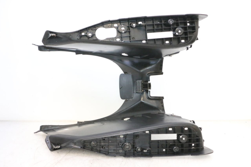 photo de MARCHE PIED YAMAHA X-MAX XMAX 125 (2010 - 2013) - Vue d’ensemble