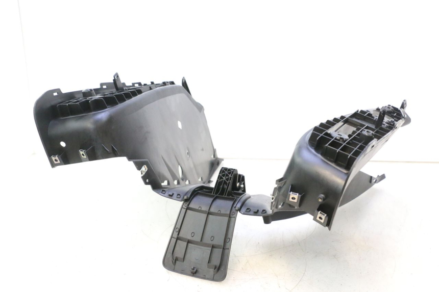 photo de MARCHE PIED YAMAHA X-MAX XMAX 125 (2010 - 2013) - Détails caractéristiques